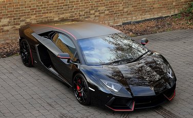 Lamborghini Aventador LP 700-4 Pirelli Edition 3