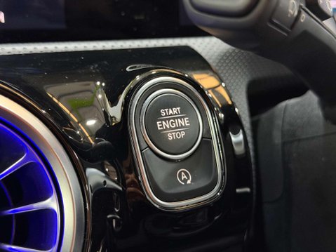 Mercedes-Benz A Class 2.0 A35 AMG (Premium) Hatchback 5dr Petrol SpdS DCT 4MATIC Euro 6 (s/s) (30 40