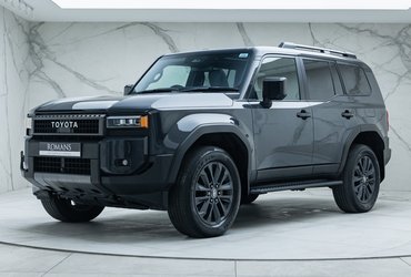 Toyota Land Cruiser Invincible