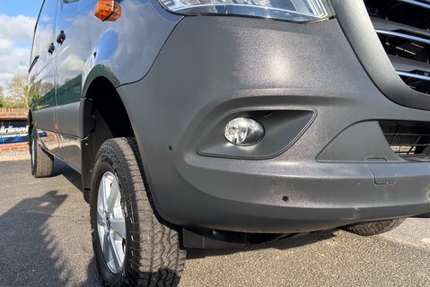 Mercedes-Benz Sprinter 319 Cdi 7g-Tronic L2 H1 4x4 Panel Van - Air Con / Sat Nav / Rear Camera 26