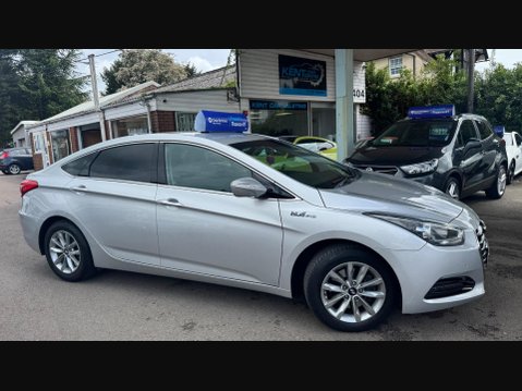 Hyundai i40 1.7 CRDi Blue Drive SE Nav Euro 6 (s/s) 4dr 8