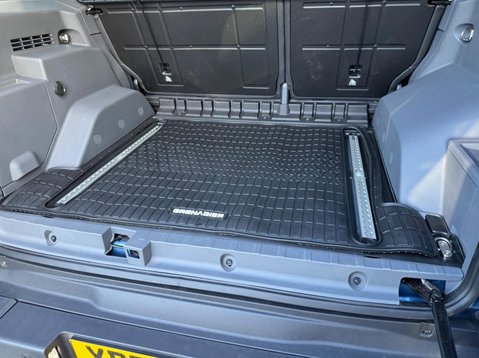 Ineos Grenadier TRIALMASTER EDITION 30