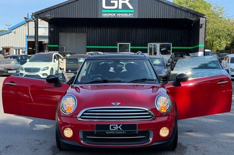 Mini Clubman COOPER AUTOMATIC - TWO OWNERS - £4475 FACTORY EXTRAS 16