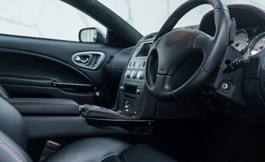 Aston Martin Vanquish S Ultimate 13