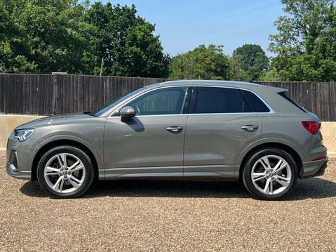 Audi Q3 TFSI QUATTRO S LINE 6