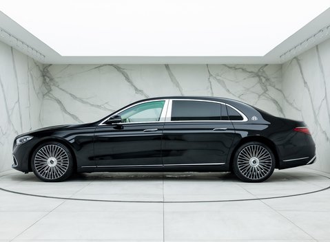 Mercedes-Benz S Class S580 Maybach First Class 2