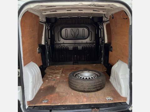 Fiat Doblo 1.6 JTD MultiJet 16v Maxi L2 H1 4dr 17