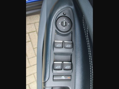 Ford C-Max 1.0T EcoBoost Titanium X Euro 5 (s/s) 5dr 44