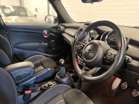 Mini Hatch 1.5 Cooper Sport 5dr 4