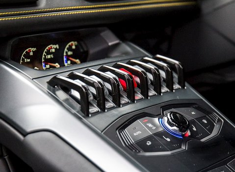 Lamborghini Huracan LP 610-4 3