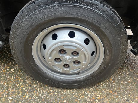 Peugeot Boxer BLUEHDI 335 L2H2 PROFESSIONAL P/V 23