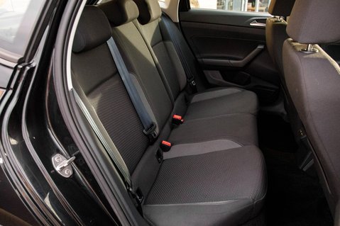 Volkswagen Polo LIFE TSI 32