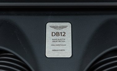 Aston Martin DB12 V8 46