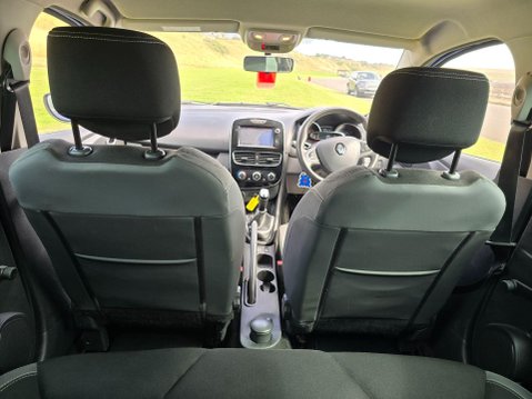 Renault Clio 0.9 TCe Iconic Euro 6 (s/s) 5dr 38