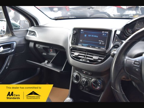 Peugeot 208 1.2 208 Allure 5dr 54
