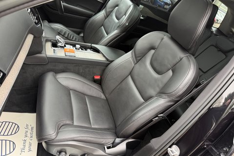Volvo XC90 B5 ULTIMATE DARK AWD MHEV -ONE OWNER - VAT Q -B&W -PAN ROOF -ACC -BLIS 23