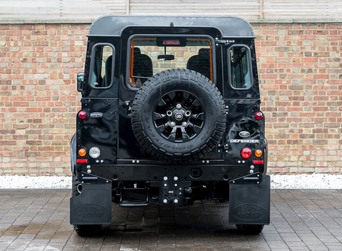 Land Rover Defender 90 XS 5