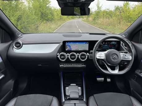 Mercedes-Benz EQA EQA 250 AMG Line Premium Plus Auto Electric PAN ROOF/MEMORY SEATS/VAT Q 7