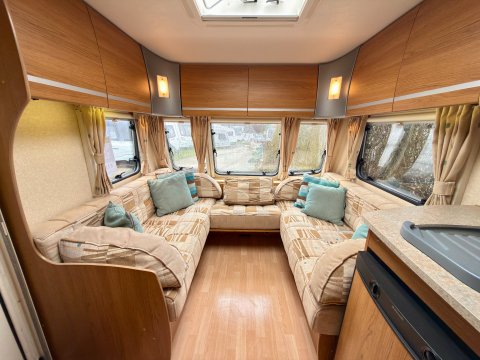 Bailey Pageant Series 7 Bordeaux 13