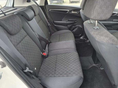 Honda Jazz 1.3 i-VTEC SE Hatchback 5dr Petrol CVT Euro 6 (s/s) (102 ps) 21