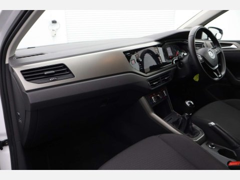 Volkswagen Polo 1.0 Polo Match TSi 5dr 29