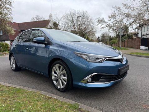 Toyota Auris 1.2 VVT-i Excel CVT Euro 6 (s/s) 5dr (Safety Sense) 47
