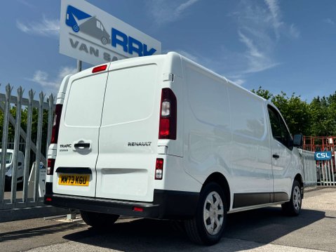 Renault Trafic 2.0 dCi Blue SL30 Advance Panel Van 5dr Diesel Manual L1 H1 Euro 6 (s/s) (1 31