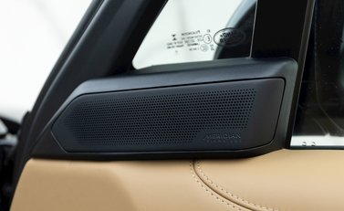 Land Rover Range Rover P530 SV 27