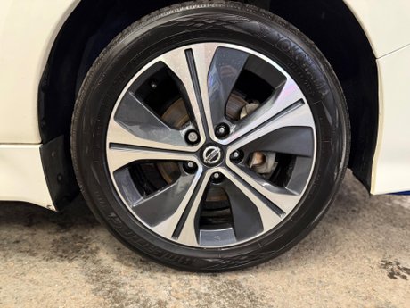 Nissan LEAF 62kWh e+ Tekna Auto 5dr 22