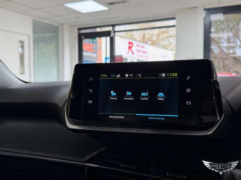 Peugeot 2008 50kWh Allure Premium Auto 5dr (7kW Charger) 72