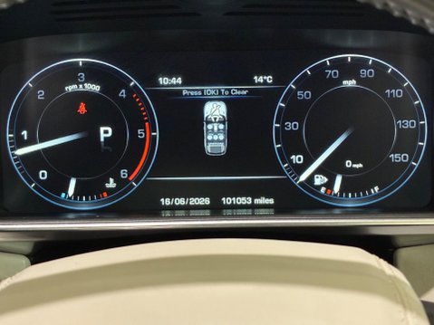 Land Rover Range Rover Sport 3.0 SD V6 Autobiography Dynamic Auto 4WD Euro 6 (s/s) 5dr 49