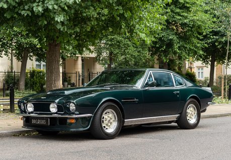 Aston Martin V8 Vantage ”Fliptail” Manual