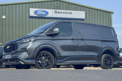 Ford Transit Custom SWB L1H1 Low Roof Sport 320 Air Con Alloys Sensors EURO 6