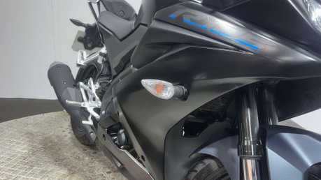 Yamaha R125 YZF 2023 ONLY 4K 1 OWNER NEW MOT SERVICED SPORTS BIKE 125CC 21