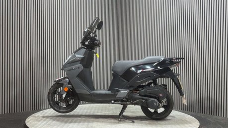 Sinnis Matrix 2021 31K RUNNING PROJECT SCOOTER SPARES OR REPAIR 125CC 4