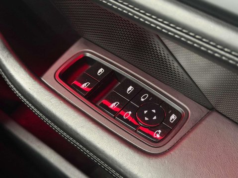 Porsche Taycan Performance Plus 93.4kWh Turbo S Saloon 4dr Electric Auto 4WD (761 ps) 59