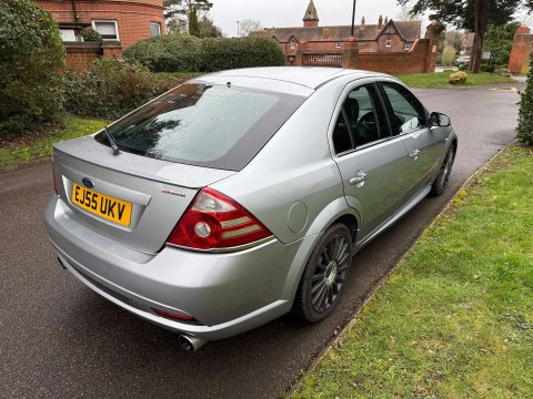 Ford Mondeo 3.0 Mondeo ST220 5dr 6