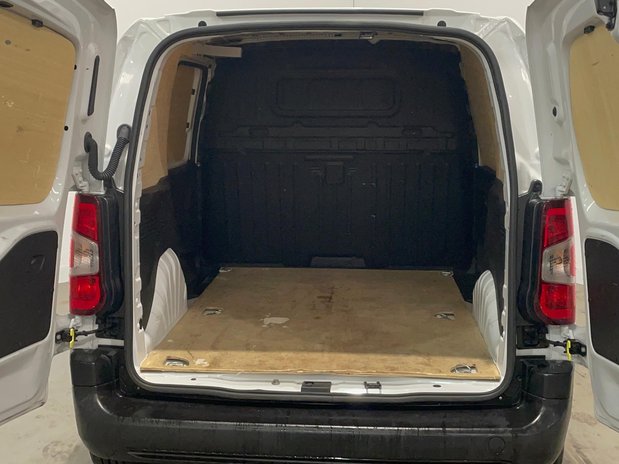 Vauxhall Combo COMBO CARGO L1 DIESEL 2300 1.5 Turbo D 100ps H1 Prime Van 8