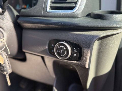 Ford Transit Custom 2.0 Transit Custom 300 Limited EcoBlue 5dr 59