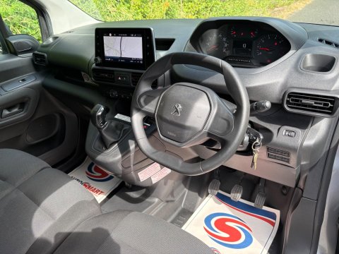 Peugeot Partner BLUEHDI PROFESSIONAL L1 2