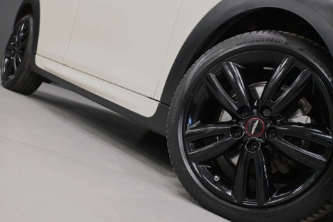 Mini Hatch 1.5 Cooper Sport Auto 5dr 12