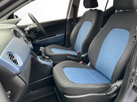 Hyundai i10 1.2 SE 5dr Auto 13