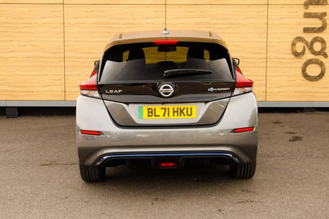 Nissan LEAF TEKNA 7