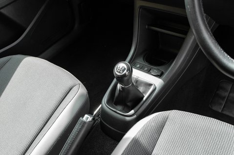 Volkswagen Up HIGH UP 25