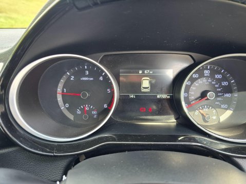 Kia Ceed 1.6 CRDi 3 Sportswagon Euro 6 (s/s) 5dr 37