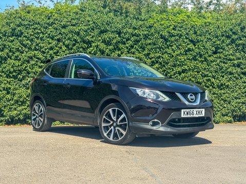 Nissan Qashqai 1.6 dCi Tekna SUV 5dr Diesel XTRON 2WD Euro 6 (s/s) (130 ps) 3
