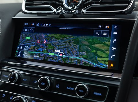 Bentley Bentayga V8 First Edition 28