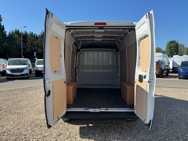 Fiat Ducato MWB L2H2 Medium Roof Air Con EURO 6 8