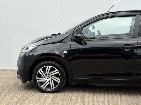 Toyota Aygo 1.0 Aygo X-Play TSS VVT-i 5dr 44