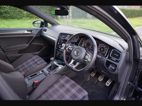 Volkswagen Golf 2.0 TSI GTI Performance Euro 6 (s/s) 5dr 20